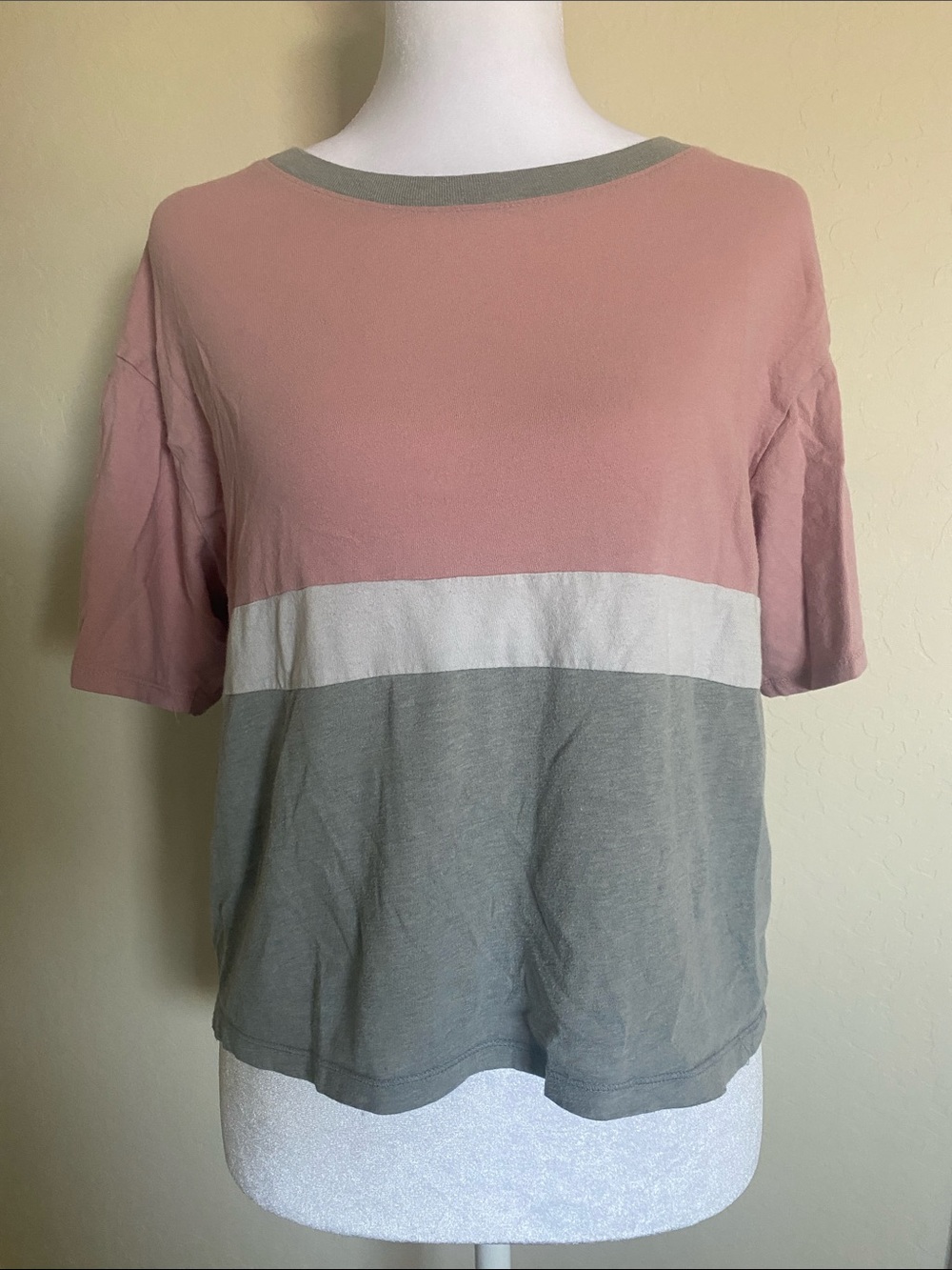 Kid’s Large Wide Multicolored Tee